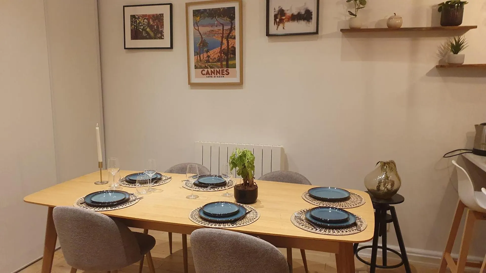 Center Paris, Amusing2bed Room,68sqm-5 Mins Eiffel Tour And Louvre Meusm ,gare Montparnasse ,front Metro דירה פריז